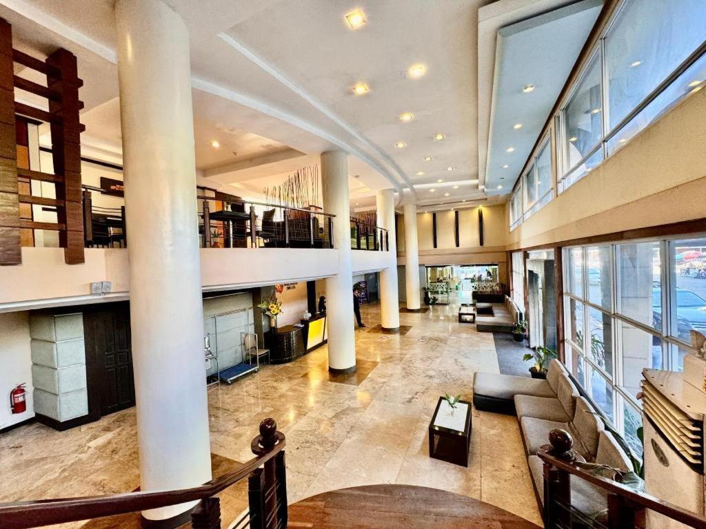 Mo2 Westown Hotel San Juan Bacolod Luaran gambar