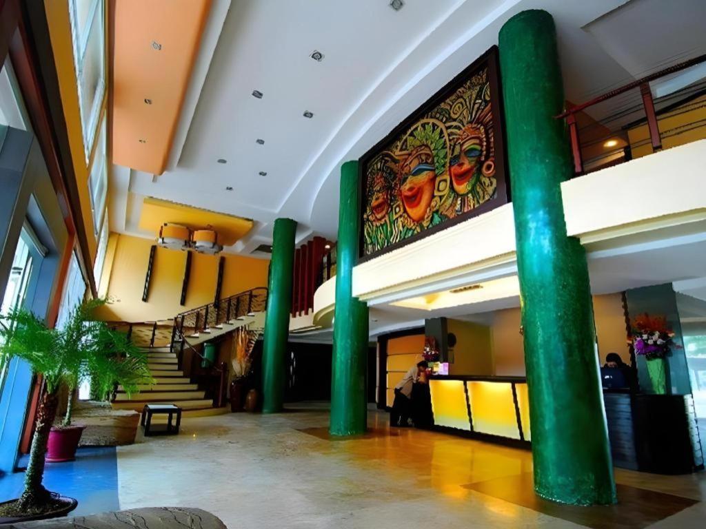 Mo2 Westown Hotel San Juan Bacolod Luaran gambar
